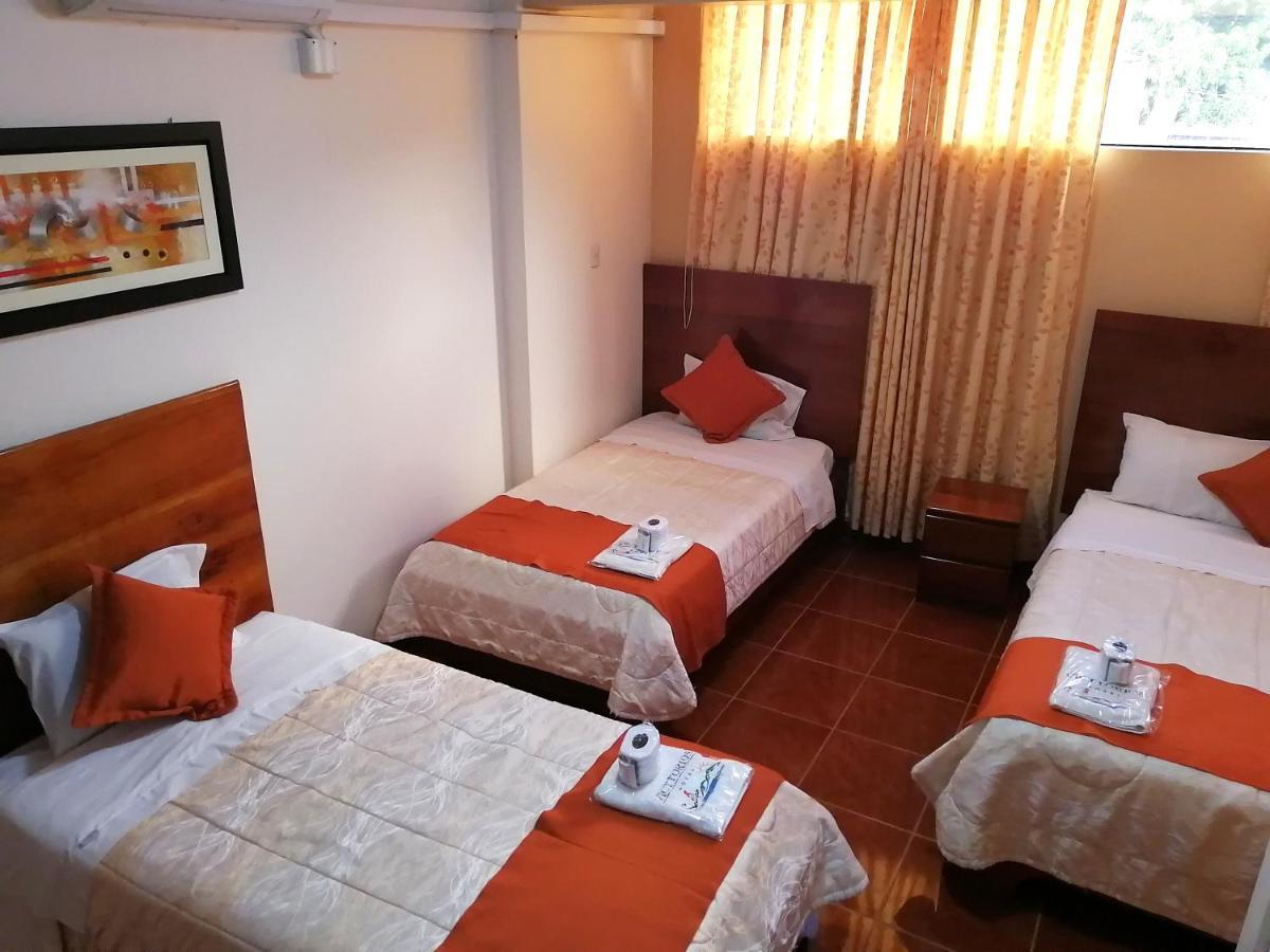 Victtorios Hotel Satipo ภายนอก รูปภาพ