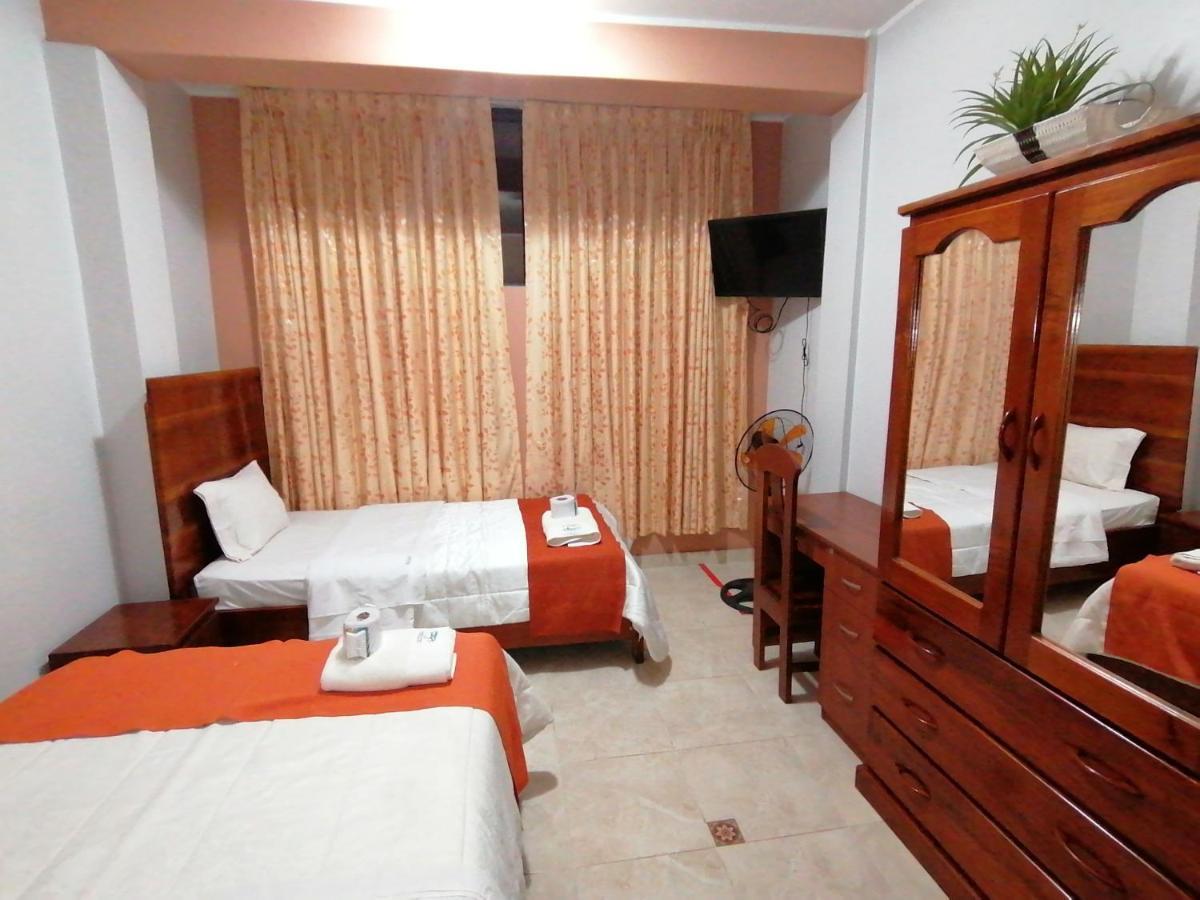 Victtorios Hotel Satipo ภายนอก รูปภาพ