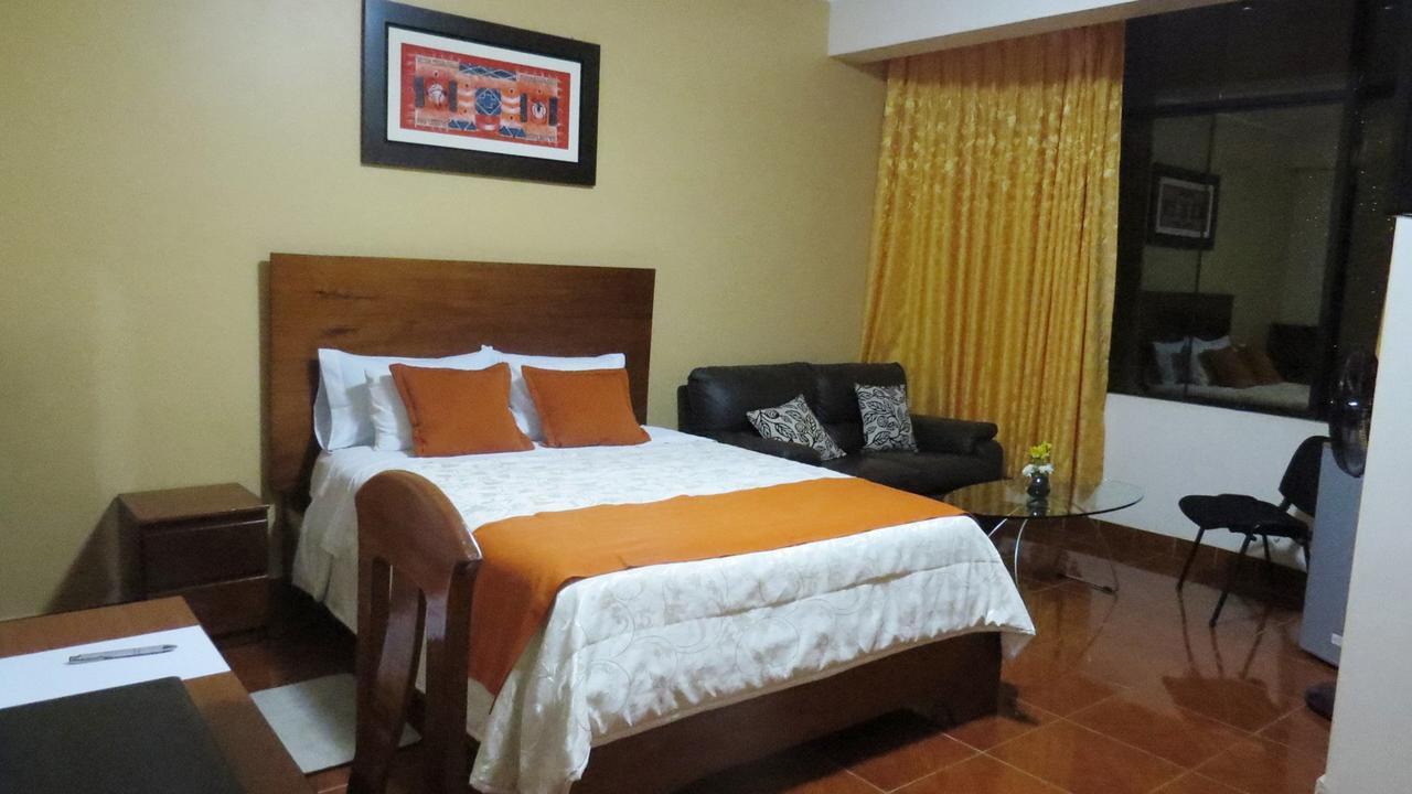 Victtorios Hotel Satipo ภายนอก รูปภาพ
