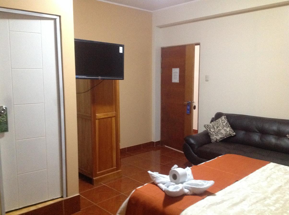 Victtorios Hotel Satipo ภายนอก รูปภาพ