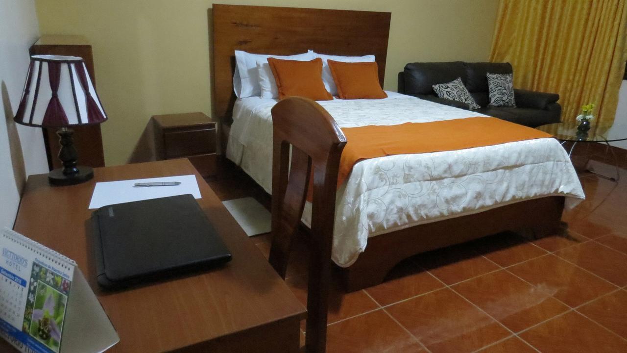 Victtorios Hotel Satipo ภายนอก รูปภาพ