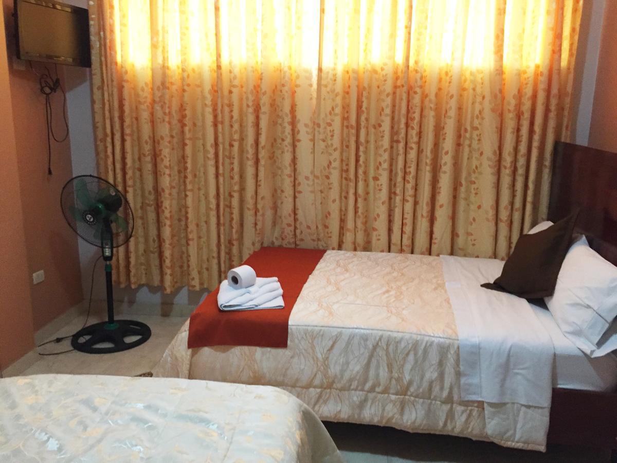 Victtorios Hotel Satipo ภายนอก รูปภาพ