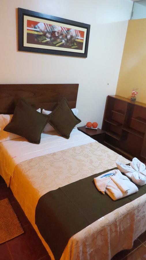 Victtorios Hotel Satipo ภายนอก รูปภาพ